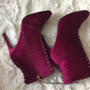 Burgundy faux suede lace up booties size 8